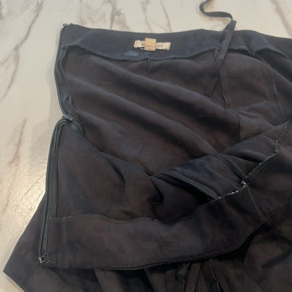 May & July suede like skirt with fringe - Picture 3 of 5